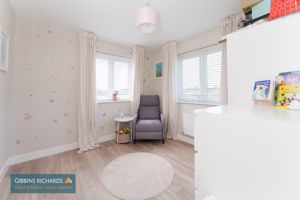 Bedroom- click for photo gallery